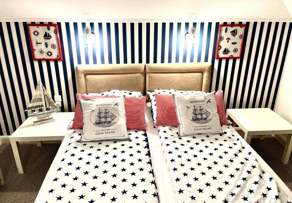 Pokoje Goscinne Villa Plaza รูเชียนา-นิดา ภายนอก รูปภาพ