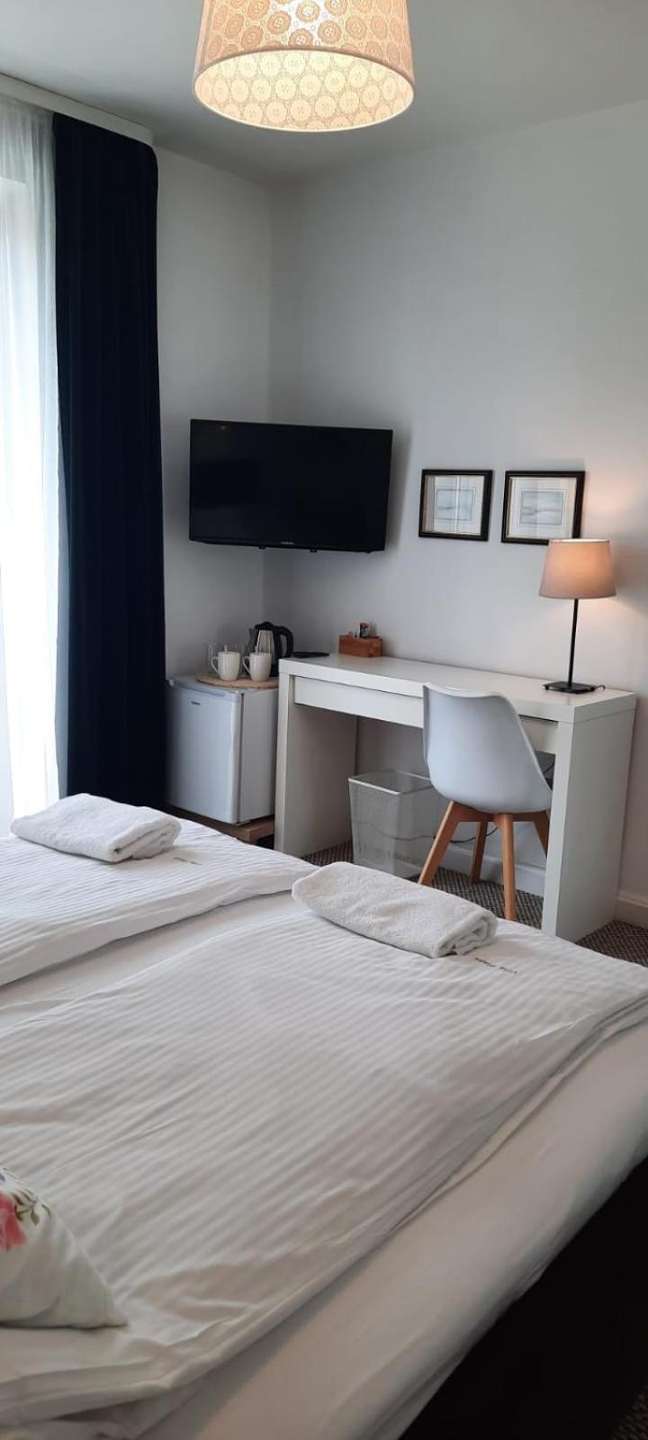 Pokoje Goscinne Villa Plaza รูเชียนา-นิดา ภายนอก รูปภาพ